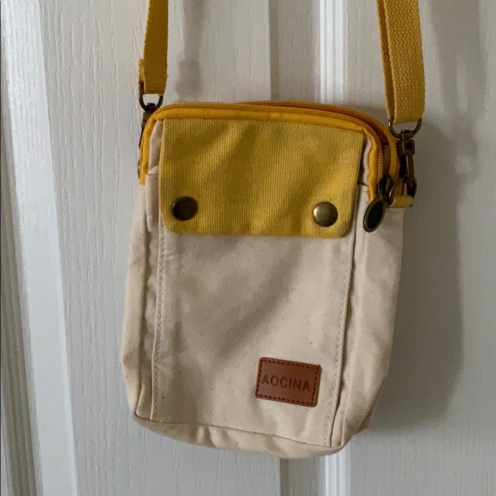Handbag - Picture 2 of 2